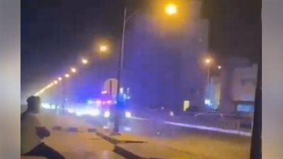 قبل وصول إعصار شاهين.. شرطة سلطنة عمان تخلي مناطق من سكانها | فيديو