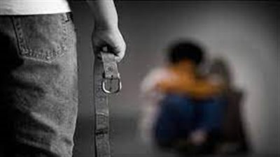 أب يعذب نجله بالتعاون مع والدته حتى الموت في مصر القديمة: كنت بربيه