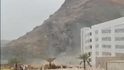 نتيجة إعصار شاهين.. القصة الكاملة لانهيار جبل عمان