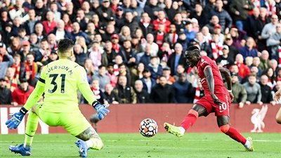 ليفربول يبدأ مفاوضات تجديد عقد ساديو ماني