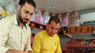 إعدام نصف طن حلوى المولد لعدم صلاحيتها للاستهلاك بالمنوفية