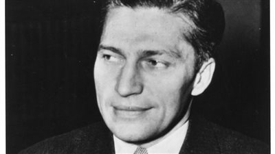  يوجين لوثر فيدال دافع عن الشذوذ الجنسي وأثار غضب المحافظين