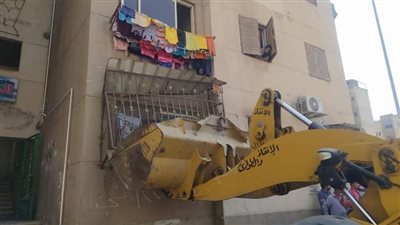 السكرتير العام لبورسعيد يقود حملة مكبرة لإزالة الإشغالات والتعديات بمنطقه الأمل الجديد | صور 