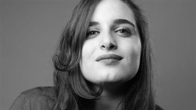 مساعدة لشباب الخريجين.. شابة تطلق مؤسسة لتمكين العمالة بالعديد من المجالات