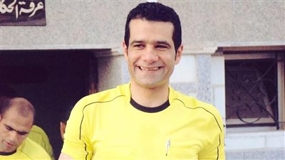 محمود البنا يحتل صدارة القائمة الدولية للحكام ويقترب من كأس الأمم الإفريقية