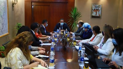 وزير الآثار يبحث تعزيز التعاون مع الهيئة المصرية للتنشيط السياحي