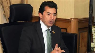 وزير الشباب والرياضة في حوار شبابي بمجمع دمنهور الثقافي: لا فرق بين الكنيسة والجامع