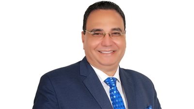 استشاري الصحة النفسية يوضح الحالة النفسية لطبيب واقعة ضرب وصفع الطفلة