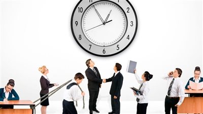 لبعض الموظفين.. قانون الخدمة المدنية يخفض عدد ساعات العمل