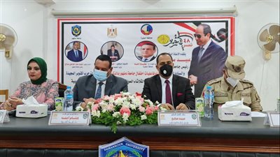 جامعة دمنهور تحتفل بالذكرى الـ 48 لنصر أكتوبر وتكرم عددا من أسر الشهداء | صور 