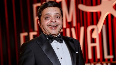 محمد هنيدي بعد حصول الزمالك على اللقب الـ14: أنباء عن رفض درع الدوري مغادرة ميت عقبة