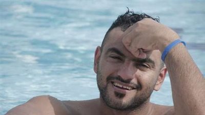 يحلم برقم قياسي جديد.. السباح سيد الباروكي يكشف أسباب تأجيل عبوره قناة السويس الجديدة