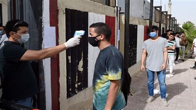 متى يبدأ تطعيم طلاب الثانوي؟.. مستشار وزيرة الصحة تجيب