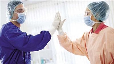 الإفتاء تكشف حكم خلوة الممرضة مع الطبيب في عيادته الخاصة