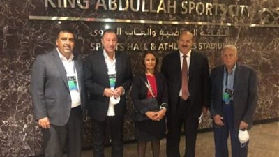 بحضور الخطيب.. جماهير الزمالك تشعل المدرجات في افتتاح مونديال اليد | فيديو