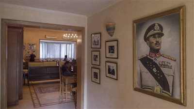 العباءة الفلاحي وكرسي قراءة القرآن.. متحف السادات ذاكرة شاهدة على حياة الرئيس الراحل