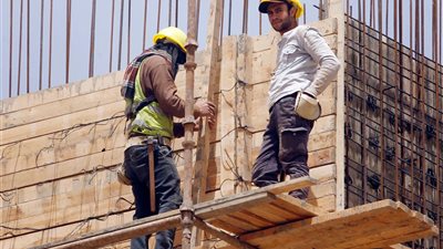 الإحصاء: 68.3% من العاملين بأجر يعملون في عمل دائم عام 2020.. والنسبة الأكبر للإناث