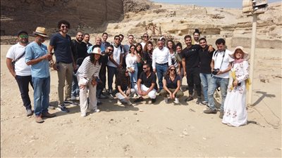  مجموعة من المدونين في زيارة إلى منطقة سقارة الأثرية