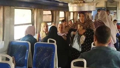 اللي يصلي على النبي يكسب.. ما حكم استغلال ذكر الرسول لجذب انتباه المستهلكين؟