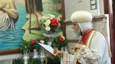 رسامة 58 شماسًا بالزقازيق وتدشين معمودية وأوانٍ بمنيا القمح