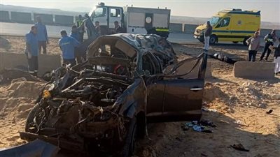 جهات التحقيق تستمع لشهود عيان على حادث انقلاب سيارة ملاكي بالطريق الصحراوي بأطفيح | صور