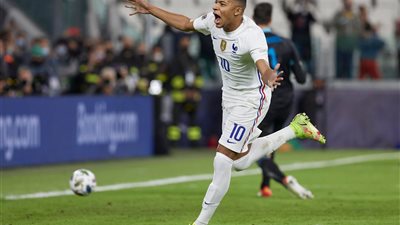 أول تعليق من كيليان مبابي بعد تأهل فرنسا إلى نهائي دوري أمم أوروبا