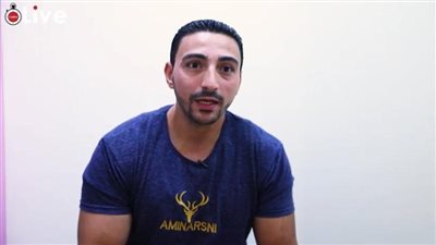 قد يسبب تمزق أو شلل.. فني علاج طبيعي يوضح أضرار المساج