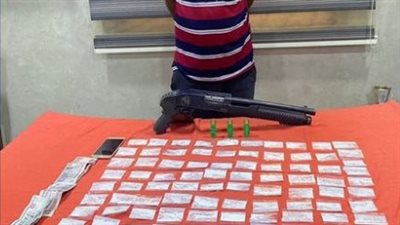 سبق اتهامه في 16 قضية.. سقوط تاجر مخدرات بشبين الكوم