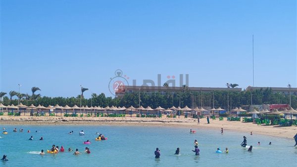  إقبال ضعيف على الشواطئ