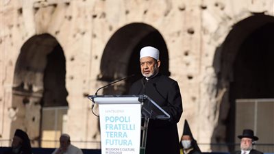 شيخ الأزهر: هناك خلل فادح في توزيع لقاحات كورونا حرم قارات بأكملها منه 