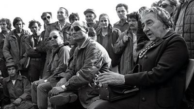 وثائق إسرائيلية تنشر لأول مرة 1: القذافي ضغط على مصر وسوريا لعدم دخول حرب.. وتل أبيب خططت لاحتلال ضفة القناة الغربية