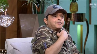 محمد هنيدي: الدنيا اتقلبت عليا بعد صعيدي في الجامعة الأمريكية.. والنجومية فتنة أحيانًا