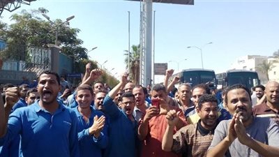 اليوم.. توقيع اتفاقية عمل جماعية لحل أزمة عمال يونيفرسال