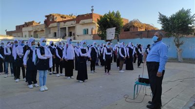انتظام الدراسة بعدد 937 مدرسة في اليوم الأول بالبحيرة | صور