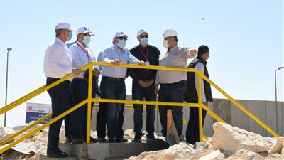 وزير البترول يتابع عددا من المشروعات بمنطقتي خليج السويس ورأس غارب بالبحر الأحمر