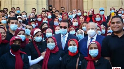 وزير التعليم العالي يتابع انتظام الدراسة في جامعة القاهرة