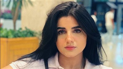 طلب كتابة اسمه على صدرها.. تفاصيل تعرض ميري نوبارت للتحرش الإلكتروني