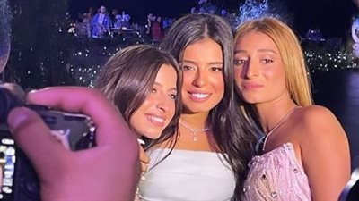 مريم عامر منيب ترقص رفقة شقيقتيها نور وزينة بحفل خطبتها | فيديو 