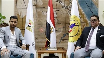 مدير معهد إعداد القادة: إنشاء 10 مجمعات إبداع بالجامعات.. والجمهورية الجديدة هدف منشود نسعى للوصول إليه | حوار 