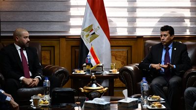 وزير الشباب والرياضة يلتقي رابطة الأندية المحترفة
