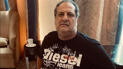 نكشف تفاصيل مرض خالد الصاوي وسر ظهور الأخير على كرسي مُتحرك (صورة)