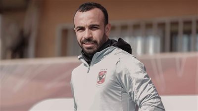 قفشة يقيم حفلان زفاف.. أحدهما وسط أهل قريته والآخر في فندق بالقاهرة