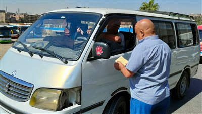 ضبط 45 سيارة خلال حملات لضبط مخالفات تعريفة الركوب بالجيزة