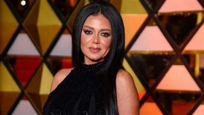 بكاش مايوه.. أول صورة لـ رانيا يوسف من الجونة السينمائي قبل انطلاقه الليلة