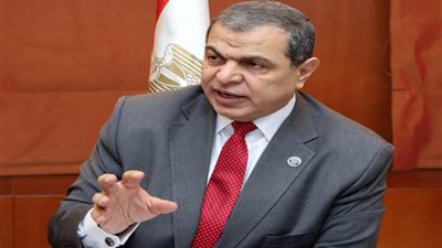 القوى العاملة: توفير 42 فرصة عمل للمصريين راغبي نقل الكفالة بجدة