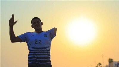 ربنا مديني القوة في دراعي اليمين واتعودت على شكلي كدا.. متحدي إعاقة بمطروح يروي قصة كفاحه