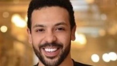 نصب عليه أستاذ جامعي.. نجل الفنان مظهر أبو النجا يتقدم ببلاغ للنائب العام