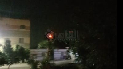 البرق يحرق نخلة بمركز يوسف الصديق في الفيوم.. والأهالي: يعوض ربنا على الطماطم | فيديو