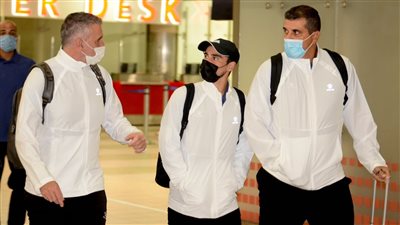 بعثة الزمالك تؤدي صلاة الجمعة بفندق الإقامة بكينيا