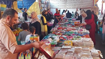 استجابة لـ القاهرة 24.. مد فترة عمل معرض الأدوات المدرسية ببورسعيد لمدة أسبوع